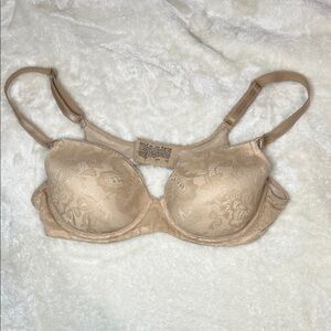 36B Underwire Nude Bra Padded with a Lace Style
